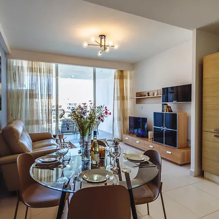 公寓 Modern 2 Bedroom Seafront Escape By Buena Vista *