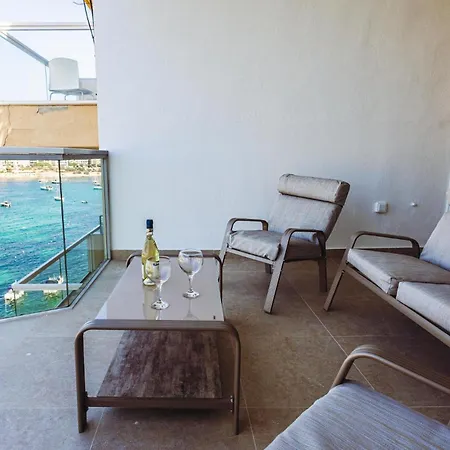 Modern 2 Bedroom Seafront Escape By Buena Vista 公寓 *
