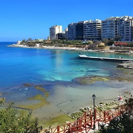 Modern 2 Bedroom Seafront Escape By Buena Vista * Saint Julian's